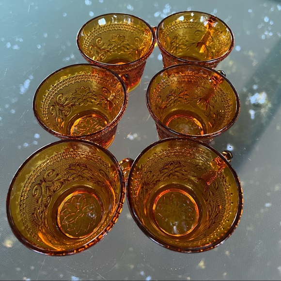 Amber Glass Sandwich Daisy Pattern Cups & Saucers, Vintage Tiara / Indiana Glass - Picture 12 of 16